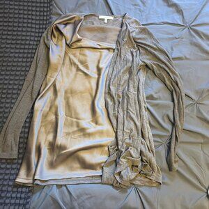 Mystree Size Small Gray Long Sleeve Top